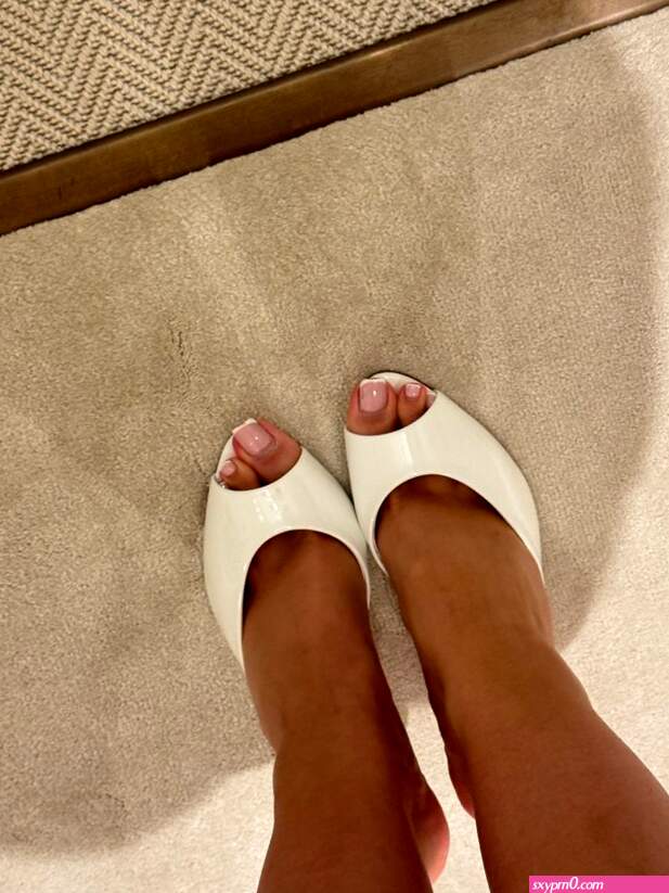 Lillian Phillips aka https: aka lilydaisyphillips aka lilyphillip_s Nude Leaks OnlyFans