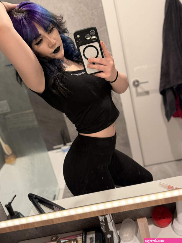 Swaggycucumber aka https: aka swaggy_cucumber aka swaggymuffins Nude Leaks OnlyFans/Patreon